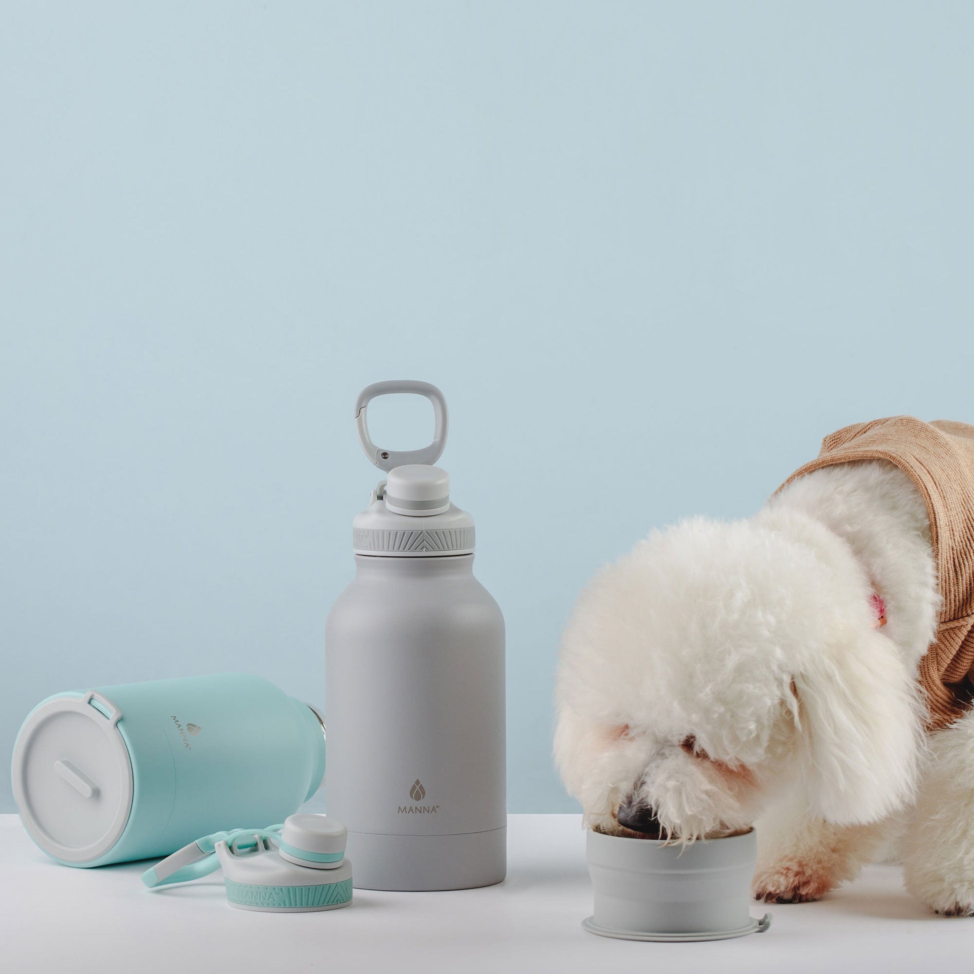 46-oz-rover-bottle-s7 WEB_156A7390_2b12558f-2e11-4712-881b-a120febc680c.jpg